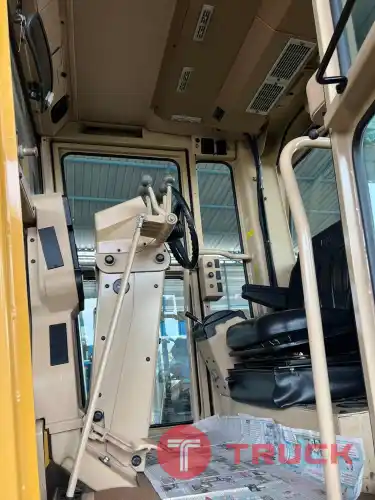 รดเกรด สภาพป้ายแดง 4,890,000 บาท CATERPILLAR 140K ปี2015 ทำงาน 4,000 ชม. พร้อมใช้งาน