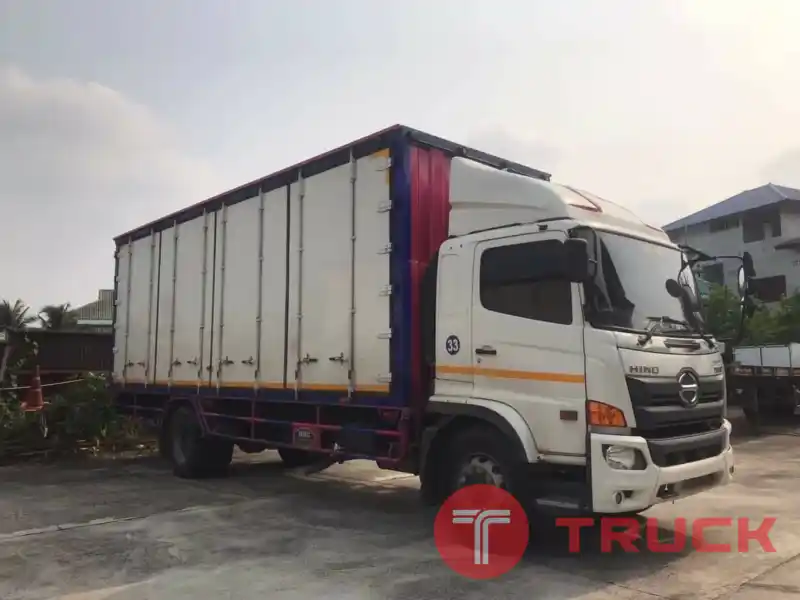 ขายรถ Hino Mega ตู้บรรทุกประตู 10 บาน