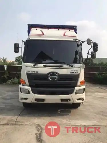 ขายรถ Hino Mega ตู้บรรทุกประตู 10 บาน