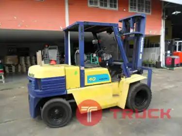 ขายฟอร์คลิฟท์ KOMATSU รุ่น FD40T-5 เกียร์ออโต้ เครื่องดีเซล เสายกสูง 4 เมตร รถนำเข้าจากญี่ปุ่นสภาพดี ราคาไม่แพง