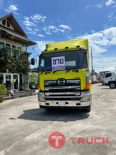 รถ10 ล้อหัวลาก Hino Series 700 สนใจโทร 081-8132304