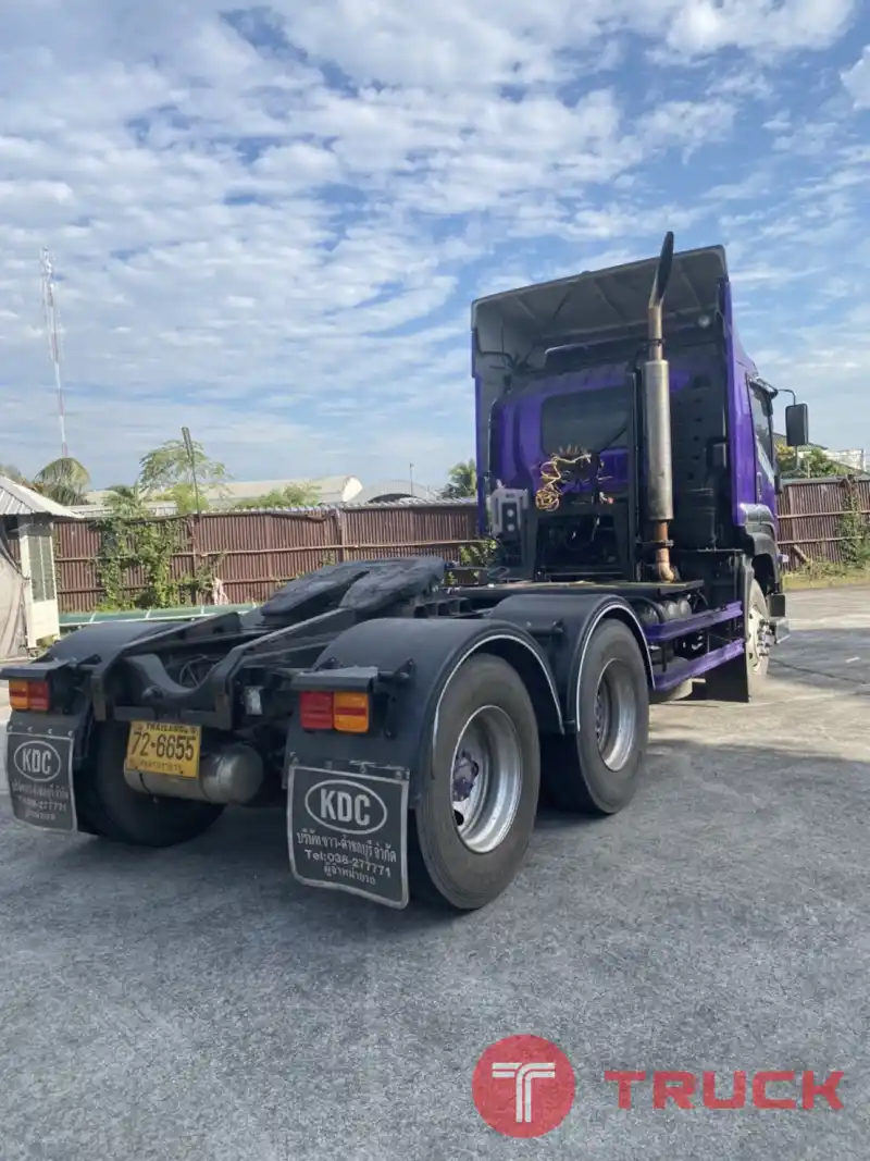 10 ล้อหัวลาก ISUZU สนใจโทร 081-8132304