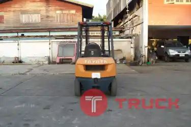ขายฟอร์คลิฟท์ TOYOTA รุ่น 7FD20 เครื่องยนต์ดีเซล ขนาด 2 ตัน เสายกสูง 3.5 เมตร รถมือสองสภาพดีนำเข้าจากญี่ปุ่น