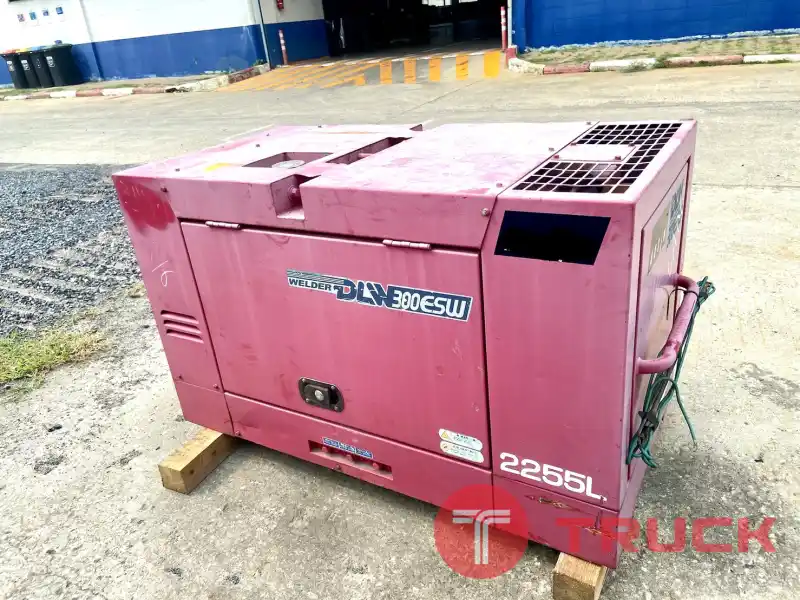 DENYO DLW-300ESW : เครื่องเชื่อม 300 แอมป์ จากญี่ปุ่น โทร. 080-6565422 (หนิง)