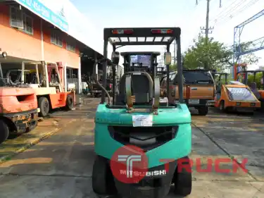 ขายฟอร์คลิฟท์ MITSUBISHI รุ่น FG20T เกียร์ออโต้ เครื่องยนต์เบนซิน ขนาด 2 ตัน เสายกสูง 3 เมตร รถสภาพดี นำเข้าเองจากญี่ปุ่น