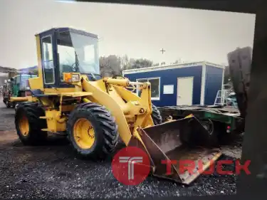 KOMATSU WA100-1 นำเข้าจากญี่ปุ่น สภาพพร้อมใช้งาน โทร 089-0080077,089-0050007,086-0044333,065-8844400 www.sangenjp.com www.nmc99.com