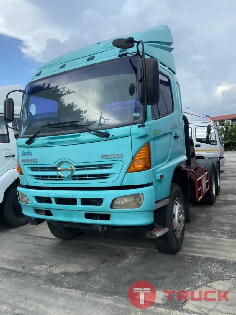 หัวลาก Hino 10 ล้อ Euro2 เครื่อง 320 แรงม้า