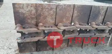 โซ่ PC120-5 นำเข้าจากญี่ปุ่น สภาพพร้อมใช้งาน โทร 089-0080077,089-0050007,086-0044333,065-8844400 www.sangenjp.com www.nmc99.com