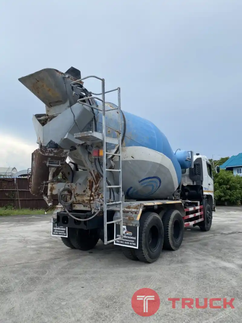 รถโม่ปูน HINO 10 ล้อ รถปี 57 เครื่องยนต์ 330 แรงม้า