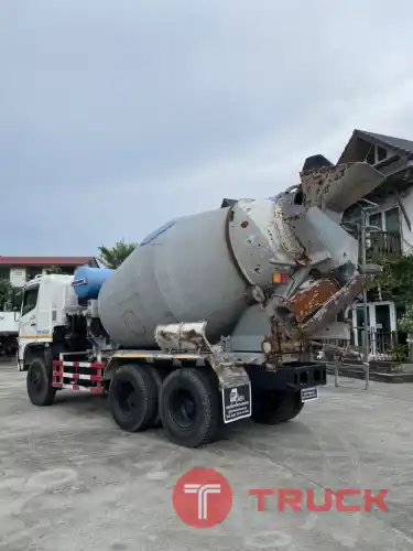 รถโม่ปูน HINO 10 ล้อ รถปี 57 เครื่องยนต์ 330 แรงม้า
