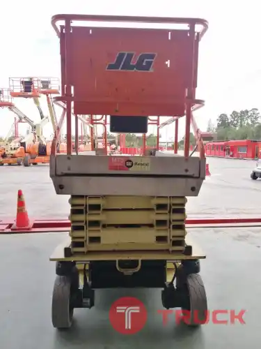 ขายรถกระเช้า JLG ขากรรไกร 2646ES สูง 7.92 เมตร มือสอง