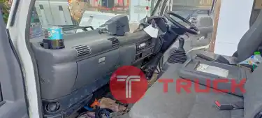 ขายรถบรรทุกติดเครน ISUZU เครื่องยนต์ แก๊ส LPG จากโรงงานญี่ปุ่น