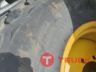 ยางพร้อมกระทะล้อหลัง 14.9-24 สำหรับรถไถใหญ่ๆ หลายรุ่น เช่น Kubota รุ่น M7040 , M6040 Johndeere Massey Yanmar #กระทะล้อรถไถขอบ24 #ยางรถไถขอบ24 มือ2 ญี่ปุ่น ราคาคู่ละ 10,000บาท จัดส่งได้ทั่วไทย
