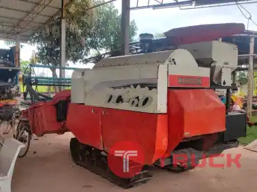 รถเกี่ยวข้าว