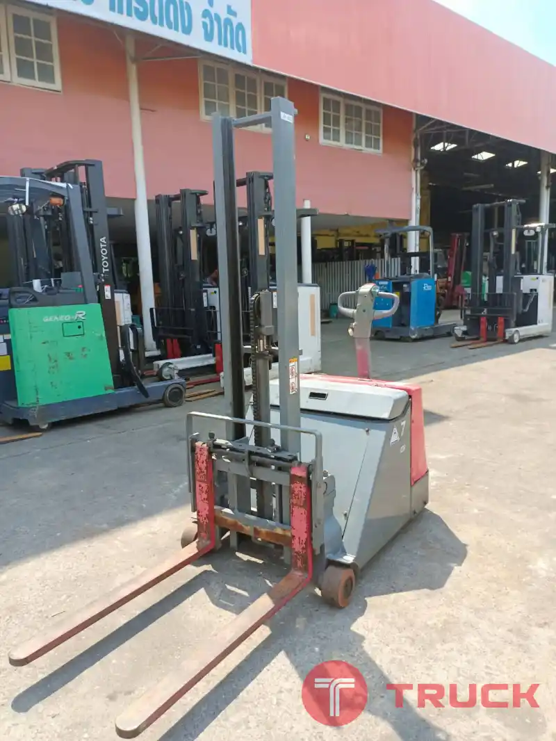 ขายรถยก NICHIYU Stacker รุ่น FBD7-70-150 ยกสูง 1.5 เมตร รถนำเข้าจากญี่ปุ่นสภาพดี ราคาตามสภาพ
