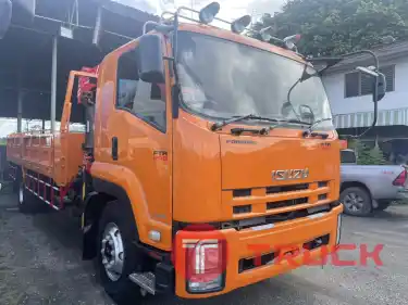 ISUZU6 ล้อ กระบะ ติดเครนใหม่ 5 ตัน 4 ปลอก ยี่ห้อ SANY เครื่องยนต์ 240 แรงม้า รถปี 57