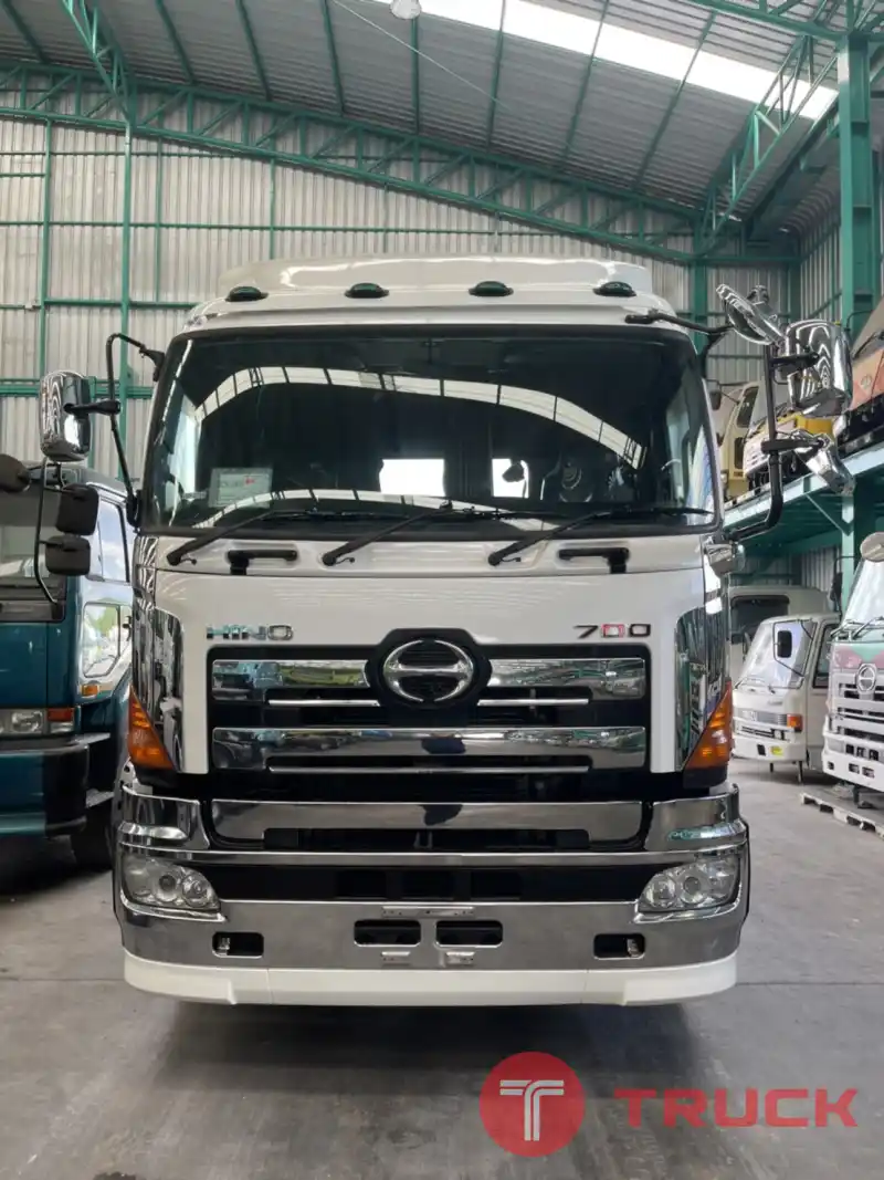 ขายรถหัวลาก 10 ล้อ 2 เพลา HINO ซีรี่ย์700 เครื่อง E13C 400 แรงม้า