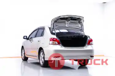TOYOTA VIOS 1.5 E AT 2009