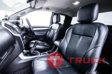 ISUZU D-MAX 1.9 Z CAB HI-LANDER MT 2017