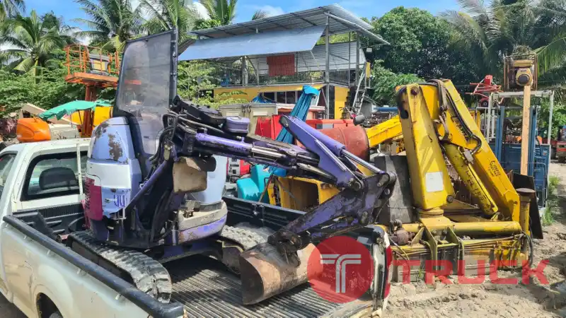 ขาย รถขุด แบคโฮจิ๋ว KOMATSU PC08UU รุ่นใหม่ คอ 3 ท่อน ดีเซล 2 สูบ เก่าญี่ปุ่น ชั่วโมงการทำงานน้อย