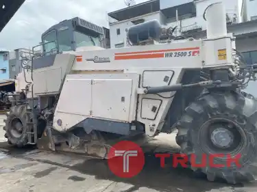 รถกัด Wirtgen WR500S ปี 2004 5000 กว่า ชม. รุ่นยอดฮิต ขับง่าย ใช้งานดี เก่านอกแท้ๆ