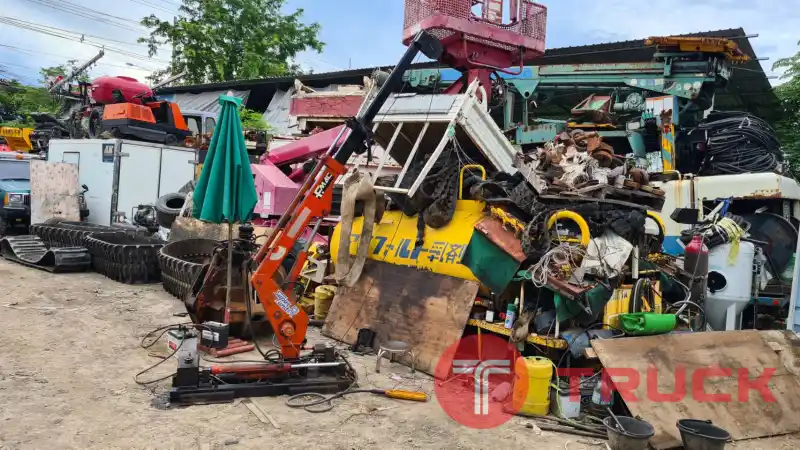 เครนสลิงไฟฟ้า 1 ตัน สลิง 15 ม เก่าญี่ปุ่น 3 ปอก 2 ชัก ไฟ DC 12 V ยาว 3ม ติดรถกระบะ ปิ๊กอัพ 4ล้อกลาง