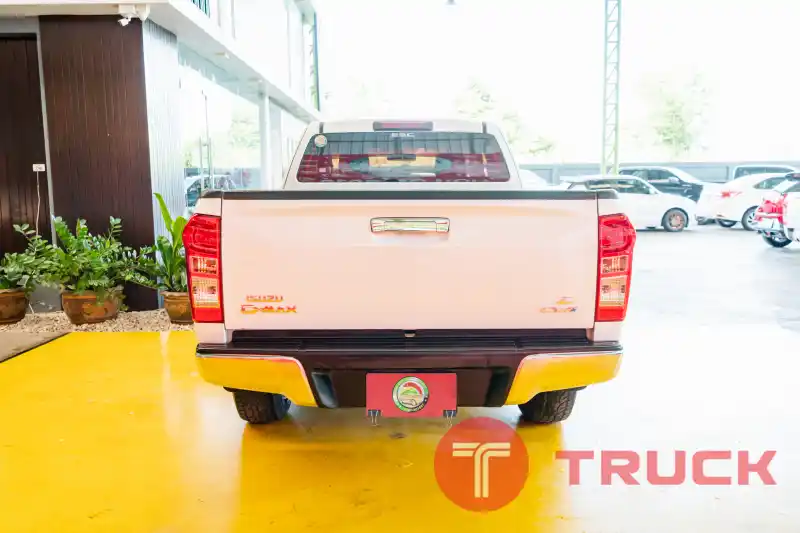 Isuzu D-max Blue power(Z) Cab ปี2017 เครื่อง1.9 Isuzu D-max Blue power(Z) Cab ปี2017 เครื่อง1.9