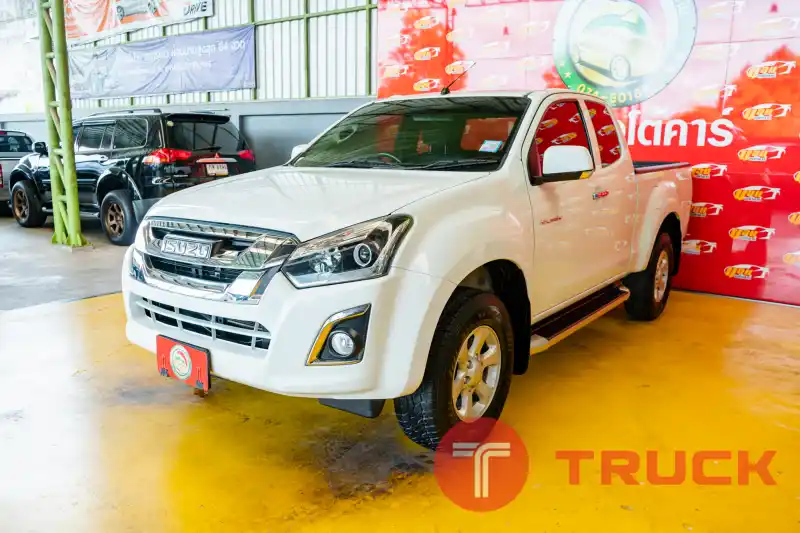 Isuzu D-max Blue power(Z) Cab ปี2017 เครื่อง1.9 Isuzu D-max Blue power(Z) Cab ปี2017 เครื่อง1.9