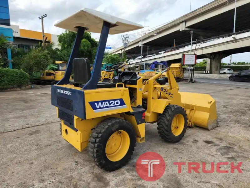รถตัก KOMATSU WA20 รถมาใหม่ใช้งานมาน้อย รายละเอียดสอบถามที่คุณชัญญา 0658844400, www.nmc99.com รถตัก KOMATSU WA20 รถมาใหม่ใช้งานมาน้อย รายละเอียดสอบถามที่คุณชัญญา 0658844400, www.nmc99.com