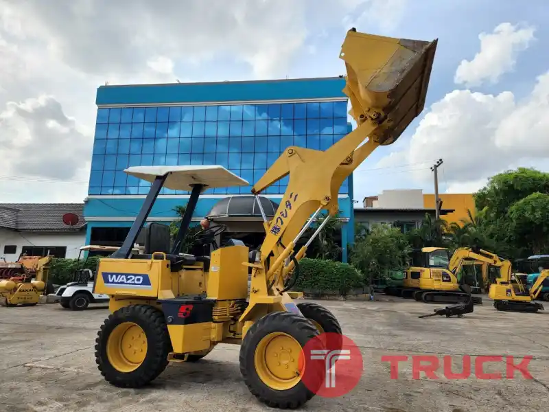 รถตัก KOMATSU WA20 รถมาใหม่ใช้งานมาน้อย รายละเอียดสอบถามที่คุณชัญญา 0658844400, www.nmc99.com รถตัก KOMATSU WA20 รถมาใหม่ใช้งานมาน้อย รายละเอียดสอบถามที่คุณชัญญา 0658844400, www.nmc99.com