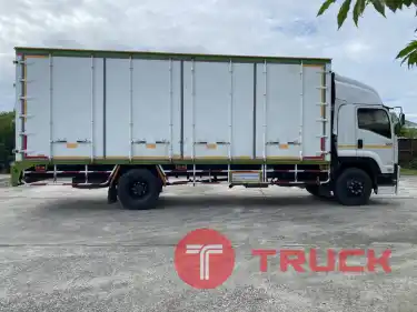 6 ล้อ ตู้ประตู 10 บาน ISUZU FTR เครื่องยนต์ 240 แรงม้า รถปี 55