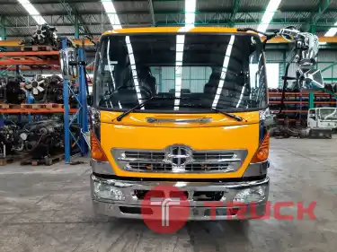 ขายรถ 6 ล่้อ HINO MEGA500 หัวคัซซี เครื่อง JO5D 175 แรงม้า