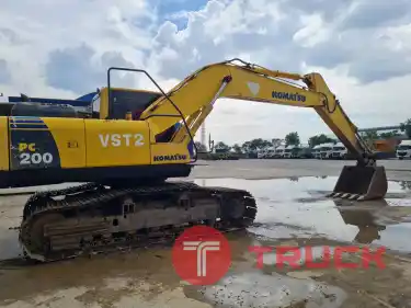 รถแทร็กเตอร์ KOMATSU PC200-8