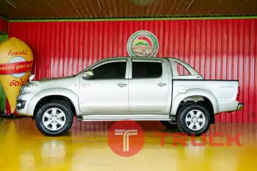 Toyota Hilux Vigo 4ประตู (E) ปี2009 เครื่อง2.5