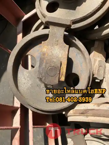 ล้อนำ pc30 komatsu ขายอะไหล่แบคโฮ 0814023939