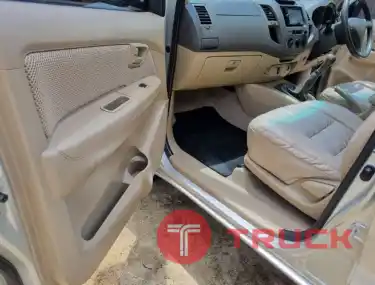 ขาย Toyota Hilux Vigo 2.7 E ปี 2011