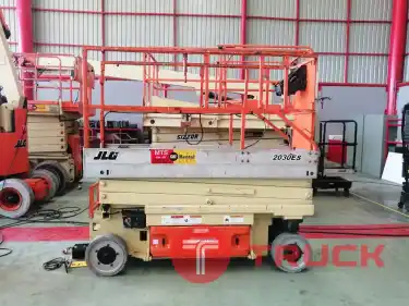 ขายรถกระเช้า JLG ขากรรไกร 2030ES สูง 6.10 เมตร มือสอง พร้อมใช้งาน