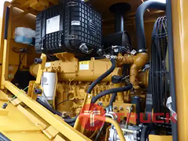 รถตักล้อยาง SEM 656D ผลิตโดยแคทเทอร์พิลลาร์