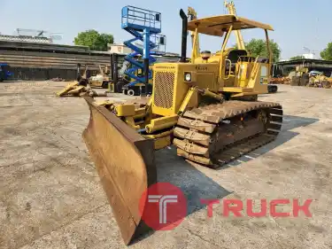 CAT D3B นำเข้าจากญี่ปุ่น สภาพพร้อมใช้งาน โทร 089-0080077,089-0050007,086-0044333,065-8844400 www.sangenjp.com www.nmc99.com