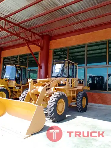 ขายรถตักล้อยาง CAT 916 พร้อมใช้งาน