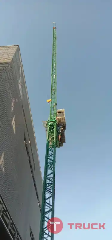 ขายด่วน Tower Crane DAHAN 2016 สภาพดีใช้งานน้อยพร้อมใช้งาน