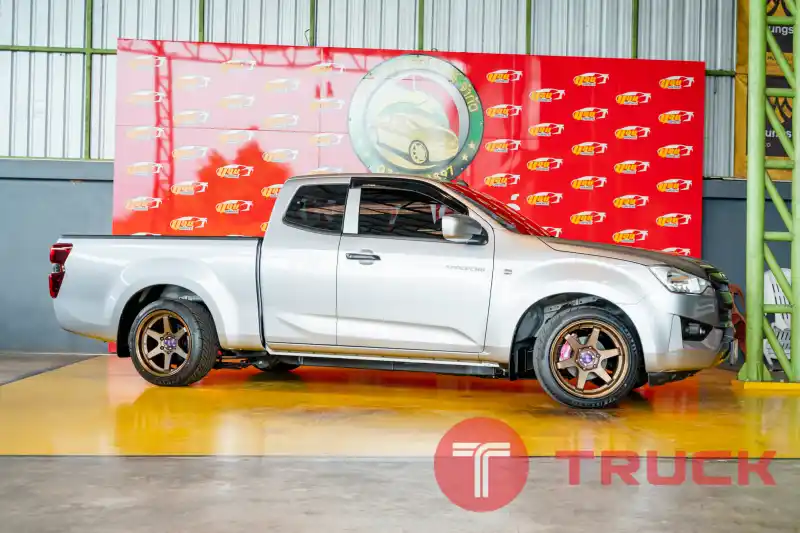 Isuzu D-max Blue power Cab (S) ปี2020จด2021 เครื่อง1.9 Isuzu D-max Blue power Cab (S) ปี2020จด2021 เครื่อง1.9