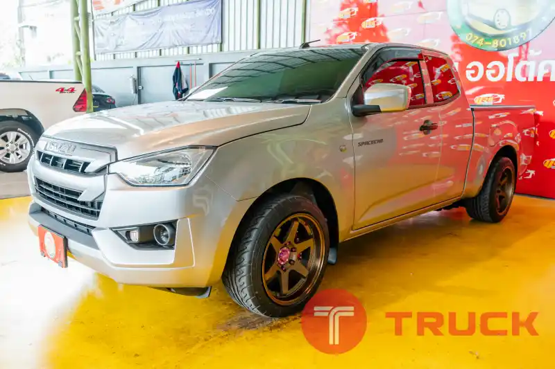 Isuzu D-max Blue power Cab (S) ปี2020จด2021 เครื่อง1.9 Isuzu D-max Blue power Cab (S) ปี2020จด2021 เครื่อง1.9