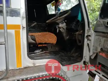 ISUZU ROCKY 175 10ล้อ