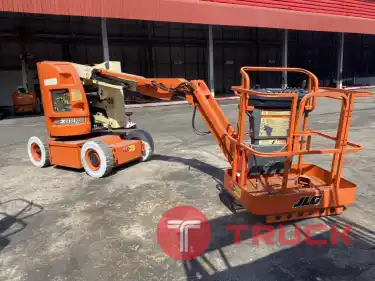 ขายรถกระเช้า JLG บูมข้อศอก E300AJP สูง 9.14 เมตร