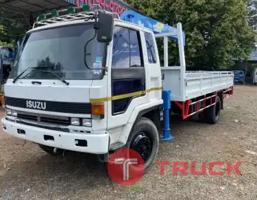 ขายรถบรรทุกหกล้อ ISUZU รุ่น FTR ปี38 ติดเครน 3ตัน สภาพพร้อมใช้