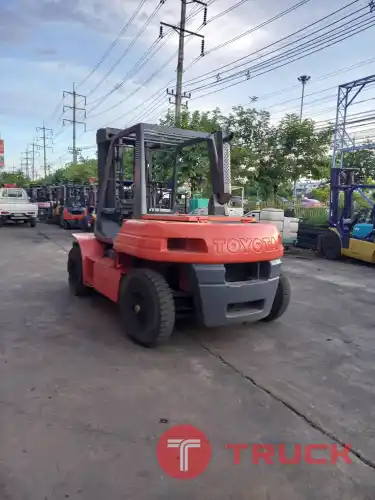 ขายฟอร์คลิฟท์ TOYOTA รุ่น 5FD70 ขนาด 7 ตัน เสา 3 ท่อน 4 เมตร เกียร์ออโต้ รถมือสองสภาพดี