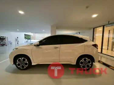 HRV 2017 รุ่นท๊อป เลขไมล์ 46,231 กม ไม่เคยชน เช็คศูนย์ตลอด ฟรีประกันภัยชั้นหนึ่ง 1 ปี