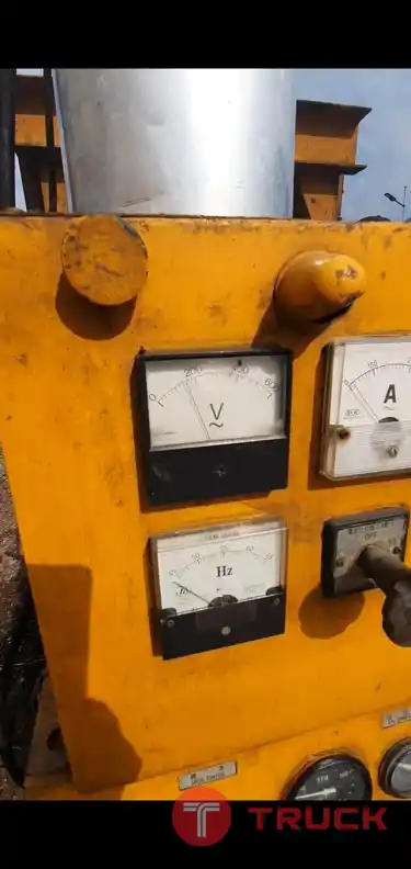 เครื่องปั่นไฟเก่าญี่ปุ่น 200kva