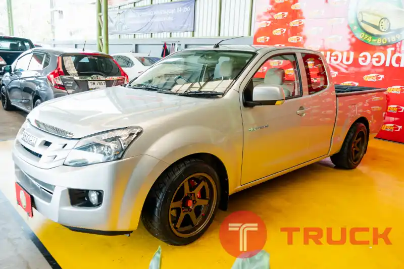 All new Isuzu D-max cab (Z) ปี2012 เครื่อง2.5 All new Isuzu D-max cab (Z) ปี2012 เครื่อง2.5